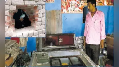 शाम में सुरक्षा को लेकर थाना में बैठक, रात में चोरों ने दो दुकान में की सेंधमारी