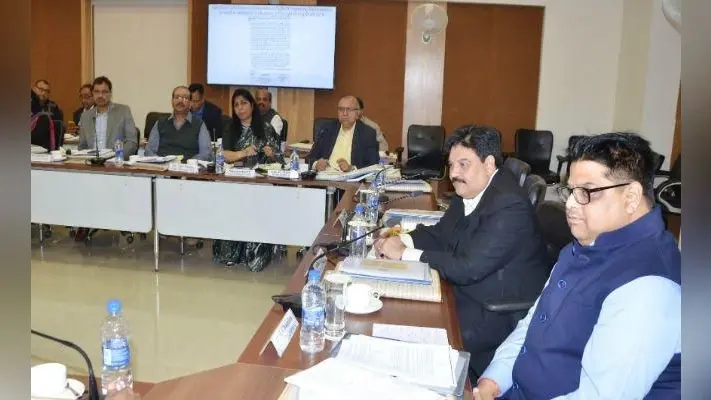 सूखे का आकलन करने आयी केंद्रीय टीम से झारखंड के किसानों को बड़ी उम्मीद
