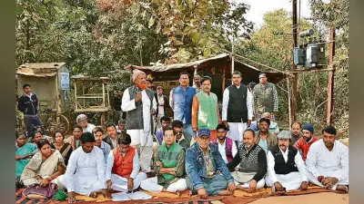 देवघर : जदयू ने किया धरना-प्रदर्शन, अकाल क्षेत्र घोषित करने की मांग, सौंपा 18 सूत्री मांग पत्र