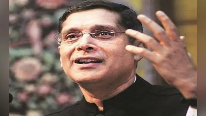 पूर्व सीईए अरविंद सुब्रमणियम ने सरकार पर फिर साधा निशाना, बोले- रिजर्व बैंक की स्वायत्तता के साथ समझौता नहीं