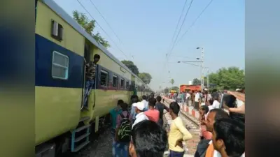 गया : पटरी में आयी दरार, दुर्घटनाग्रस्त होने से बची गया-कोडरमा इएमयू ट्रेन
