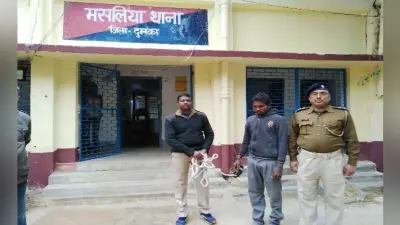 कलयुगी बेटे ने पिता को कुदाल से काटकर मार डाला, कारण जानेंगे तो रह जाएंगे दंग