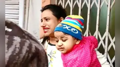 अधिकार और इंसाफ के लिए ससुराल में धरने पर बैठी बहू, ससुराल वालों पर लगाया तीन करोड़ रुपये मांगने का आरोप