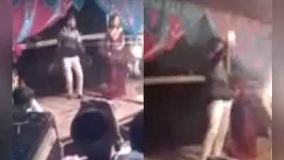 शादी समारोह में जब स्टेज पर चढ़कर बार डांसर संग युवक लगाने लगा ठुमके, तभी…