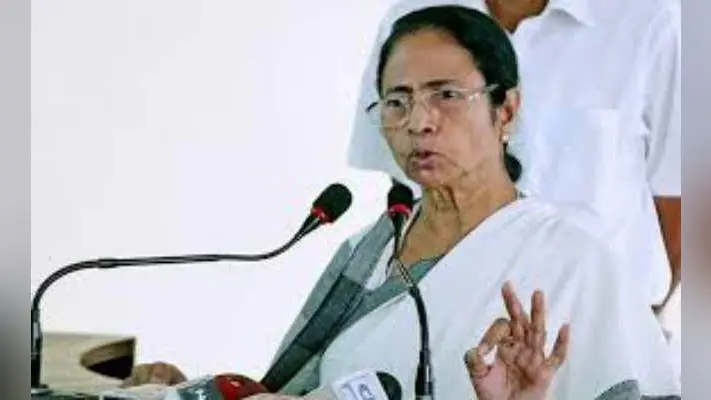कोलकाता : राज्य मंत्रिमंडल में फेरबदल जल्द, कुछ नये चेहरे शामिल होंगे
