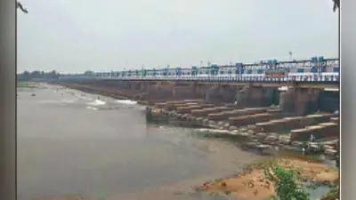 दुर्गापुर : दुर्गापुर बैराज के पिकनिक स्पॉट पर डीजे व शराब वर्जित, सेल्फी पर भी रोक, पॉलीथिन, थर्मोकोल और प्लास्टिक की बोतलों पर लगी पाबंदी