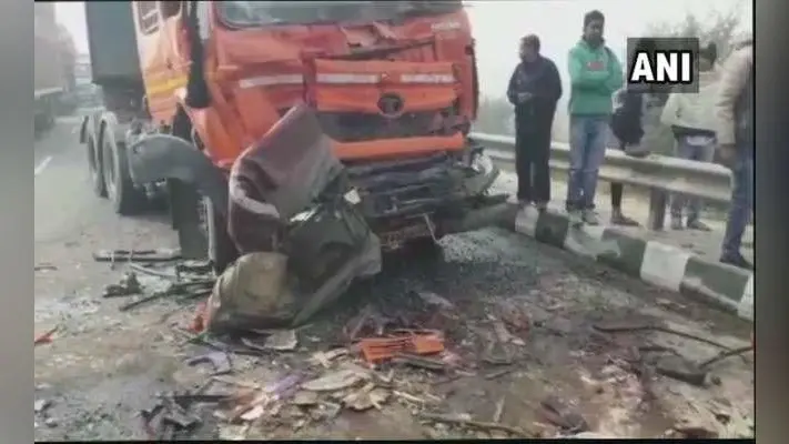 हरियाणा : कोहरे के कारण 50 गाड़ियां एक दूसरे से टकराई, सात की मौत