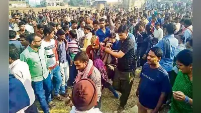 फुलवारीशरीफ : स्कॉर्पियो सीख रही युवती ने नियंत्रण खोया, एक ही परिवार के पांच लोगों को रौंदा, महिला व बच्ची की मौत