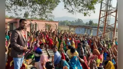 कसमार : आजसू नेता संतोष ने कहा, विकास से बहुत दूर हैं जरीडीह के गांव