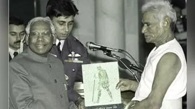 जयंती : इसलिए लोगों के दिलों में बसते थे समाजसेवी बाबा आमटे