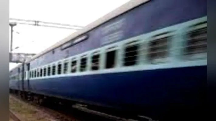 पटना : एक जनवरी से पटना-कोटा एक्सप्रेस में 50 में वेज और 55 में मिलेगा नॉनवेज खाना