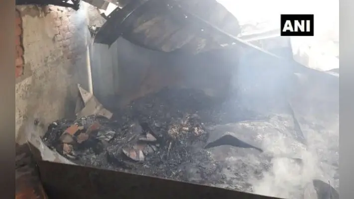 मुजफ्फरपुर के बेकरी फैक्ट्री में लगी भीषण आग, 4 शव मिले, सात अब भी लापता
