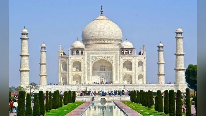 Azadi ka Amrit Mahotsav: वीकेंड पर घूमने का बना रहे हैं प्लान तो बिना पैसे खर्च किए इन जगहों का करें सैर
