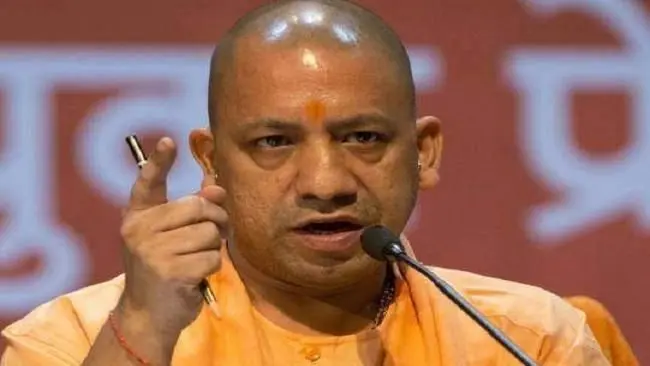 ‘रात 10 बजे तक बंद हो जाएं सभी दुकानें’, कोरोना के बढ़ते मामलों पर भड़के CM योगी ने दिए सख्त निर्देश