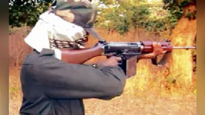 मुठभेड़ में पीएलएफआइ का उग्रवादी ढेर, एक गिरफ्तार