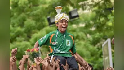 इतिहास रचने के बाद भारतीय चेस प्लेयर प्रागनानंदा पहुंचे चेन्नई, कुछ यूं हुआ स्वागत