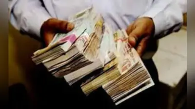 नयी दिल्ली : एक करोड़ लोगों में से एक लाख ही भर रहे 80 फीसदी टैक्स