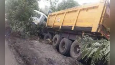 अनियंत्रित ट्रेलर ने एक के बाद एक छह वाहनों को मारी टक्कर