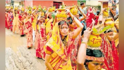 कलश यात्रा के साथ महायज्ञ शुरू