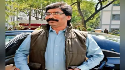 हेमंत की पत्नी के खिलाफ एक साल बाद जांच शुरू