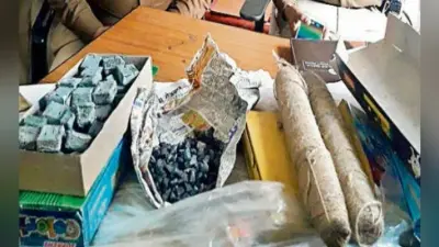पाकुड़ : भारी मात्रा में विस्फोटक बरामद, एक गिरफ्तार