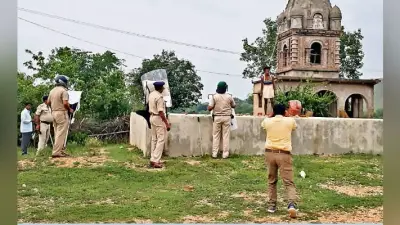 सरायकेला : विक्षिप्त ने स्कूल से शिक्षिका को खींच कर निकाला, सिर काट कर ले भागा
