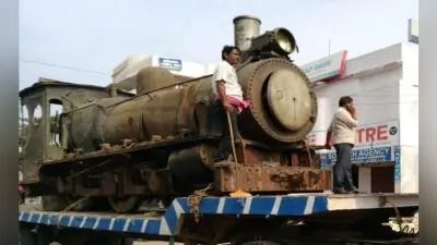 दरभंगा स्टेशन पर 105 वर्ष पुराना ऐतिहासिक इंजन लगाया गया