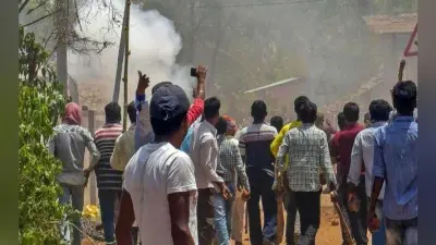 बंद बाजार खुलवाने को लेकर भिड़े तृणमूल के दो गुट