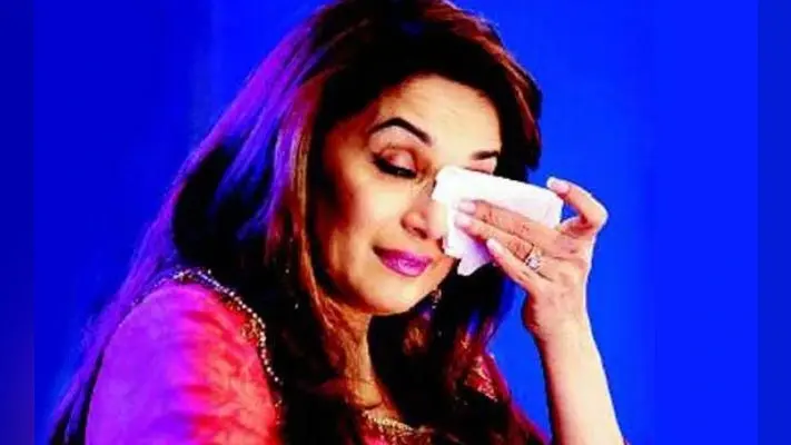 भावुक हुईं माधुरी दीक्षित, कहा- कभी-कभी मेरे बेटे मुझे अहमियत नहीं देते