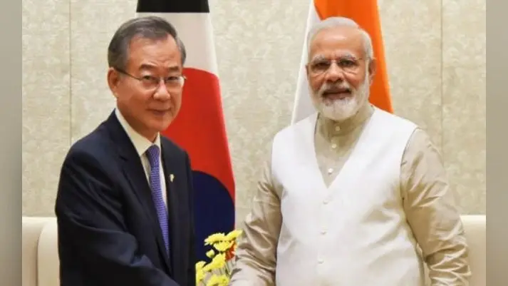 नरेंद्र मोदी व दक्षिण कोरियाई राष्ट्रपति आज दुनिया की सबसे बड़ी मोबाइल फैक्ट्री का करेंगे उदघाटन