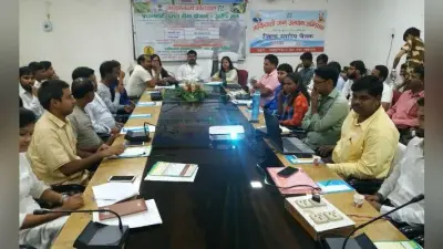 लोहरदगा में प्रधानमंत्री फसल बीमा योजना पर प्रज्ञा केंद्रों के प्रशिक्षण कार्यशाला का आयोजन