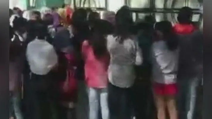 पटना : गर्ल्स हॉस्टल में आधी रात को अंदर घुसे बदमाश, कई छात्राओं के मोबाइल फोन गायब