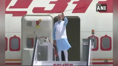प्रधानमंत्री नरेंद्र मोदी तीन अफ्रीकी देशों की पांच दिन की यात्रा पर रवाना