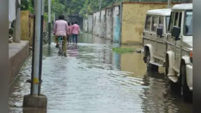 बारिश से कई इलाकों में जल-जमाव