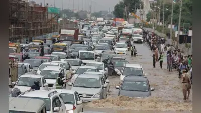 सोयी रही पुलिस, रात में ही शहर में घुस गयीं श्रद्धालुओं की गाड़ियां