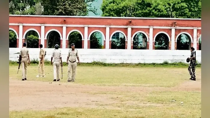 पटना कॉलेज: लड़की घुमाने के दौरान विवाद, पुलिस बल रहने के बावजूद हुई बमबाजी
