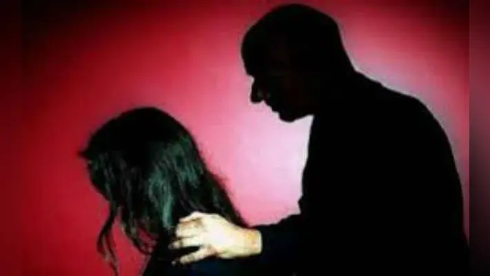 ट्यूशन पढ़ने गयी 9 वर्षीय छात्रा के साथ अश्लीलता