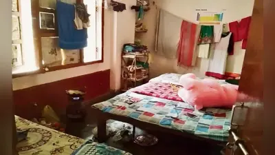 खाने में सड़ी सब्जी और पानी जैसी दाल, सुरक्षा एेसी कि रात में आ जाते हैं अजनबी