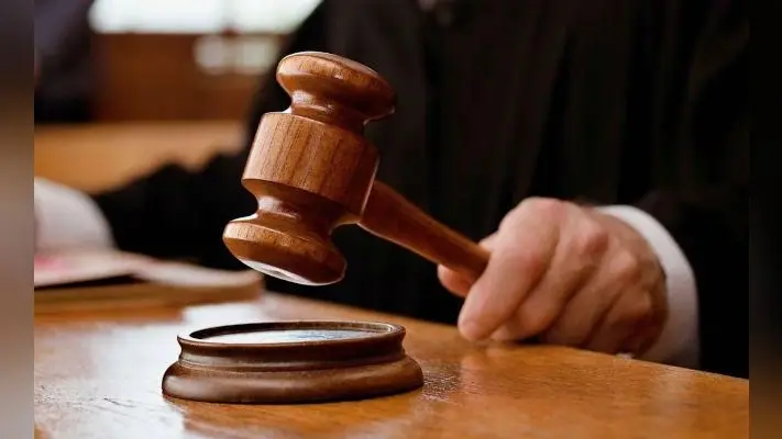 MP : दुष्कर्म मामले में दस साल की सजा सुनते ही कटघरे से कूदा युवक, अदालत से हुआ फरार