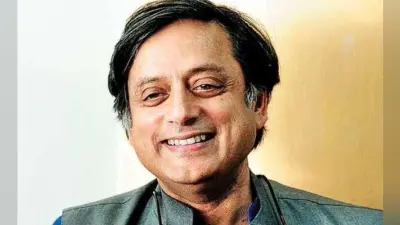 सुनंदा पुष्कर मामला : शशि थरूर को विदेश जाने की अनुमति