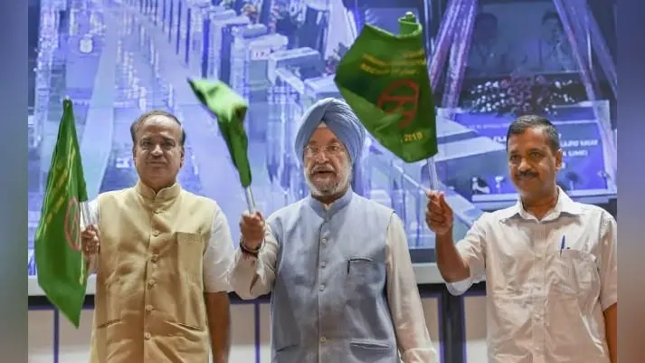 दिल्ली में शुरू हुई पिंक लाइन मेट्रो सेवा, 296 किलोमीटर का हुआ नेटवर्क