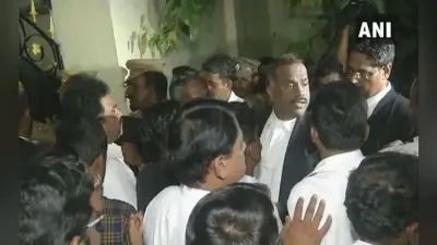 करुणानिधि के अंतिम संस्कार विवाद में नया मोड़, याचिकाकर्ता दुरईस्वामी ने वापस ली अपनी याचिका