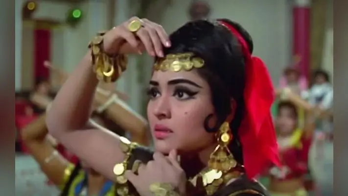 बर्थडे : कभी राज कपूर संग जुड़ा था वैजयंती माला का नाम, इस शर्त के बाद हो गये थे अलग