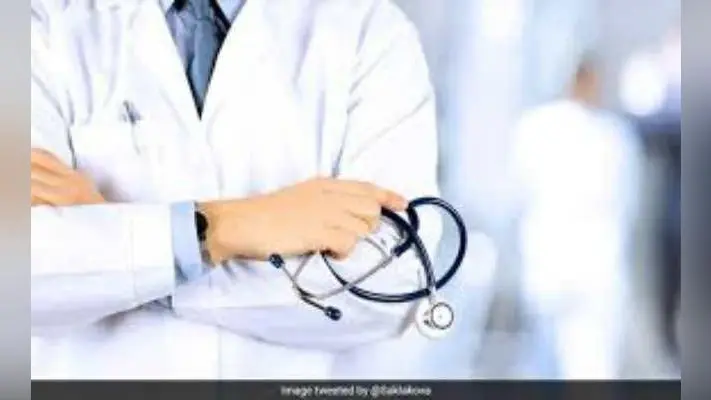 जानलेवा हमले के बाद डॉक्टरों ने बंद किया कामकाज