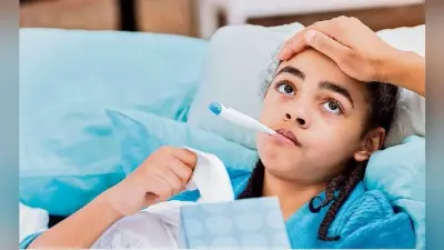 बरसात में मौसमी बीमारियों से ऐसे करें बचाव