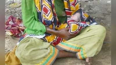 सीवान : प्रसूता को अस्पताल में प्रसव कराने से इनकार करते हुए भगाया, प्रसूता ने कूड़े के ढेर पर जना बच्चा, देखें वीडियो