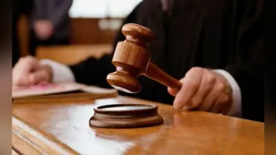 कोर्ट का फैसला, 60 दिनों के अंदर सड़क बनाये नगर निगम, नहीं बनी तो प्रत्येक माह जमा करे 50 हजार