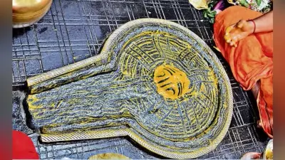 कांवर-यात्रा : बाबा बैद्यनाथ ज्योतिर्लिंग का विराट दर्शन, अंतिम सोमवारी आज