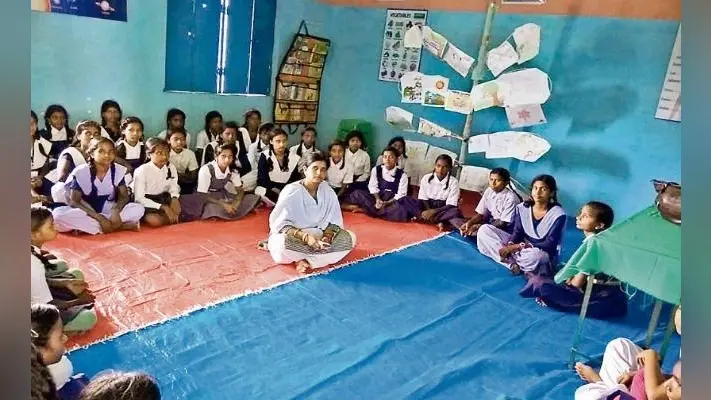 गोपालगंज : निजी स्कूलों को मात दे रहा सरकारी विद्यालय
