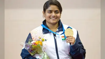 #AsianGames : एक और बेटी ने रचा इतिहास, राही सरनोबत ने निशानेबाजी में स्वर्ण जीता